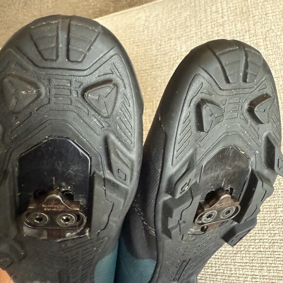 Shimano Women’s SH-XC100W Cycling Spin Shoe Sz 8.5 Black & Green EUC Gym Biking - Picture 11 of 15